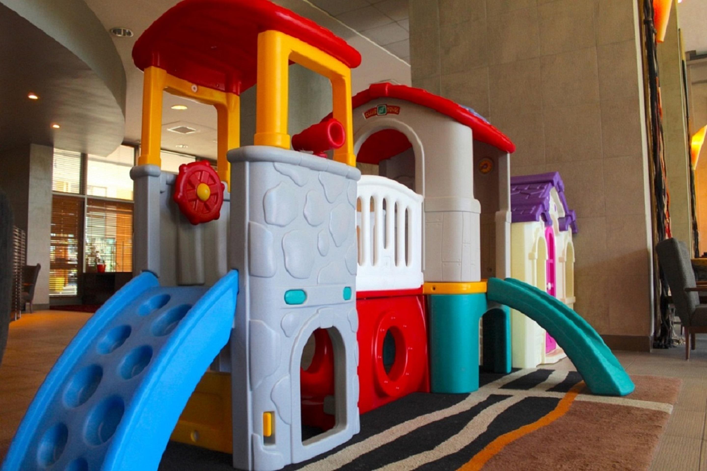 Sonesta Hotel Osorno Eksteriør bilde A playground in a shopping mall