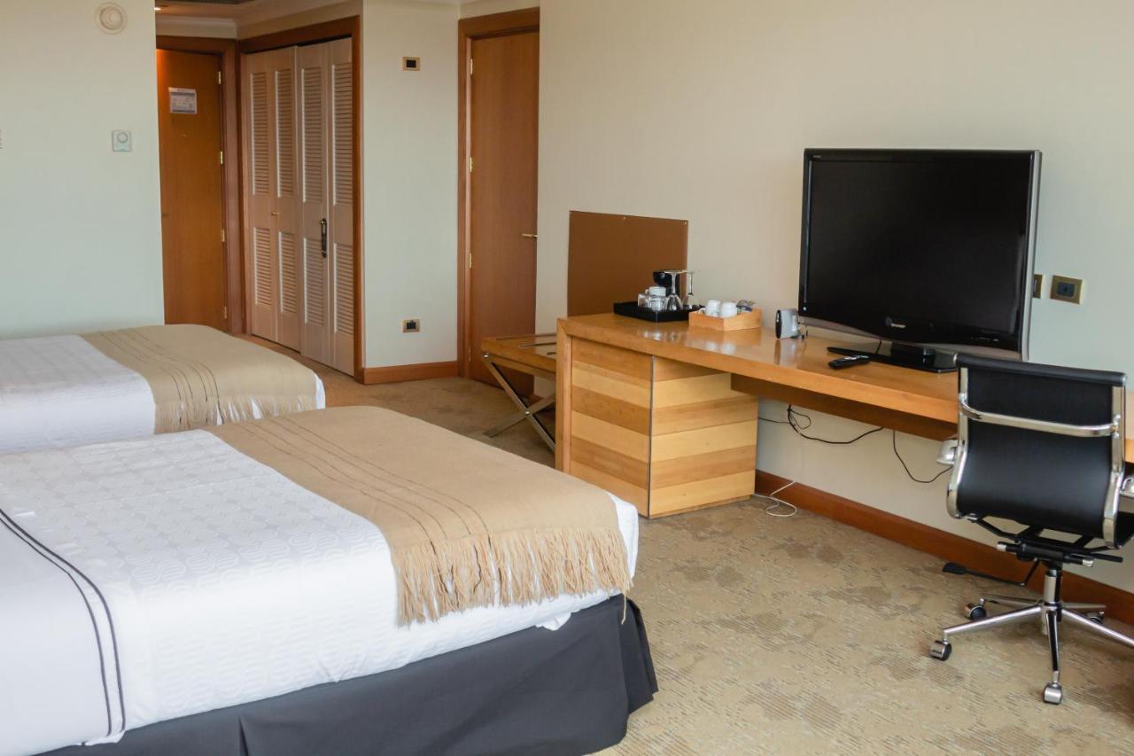 Sonesta Hotel Osorno Eksteriør bilde A room at the hotel