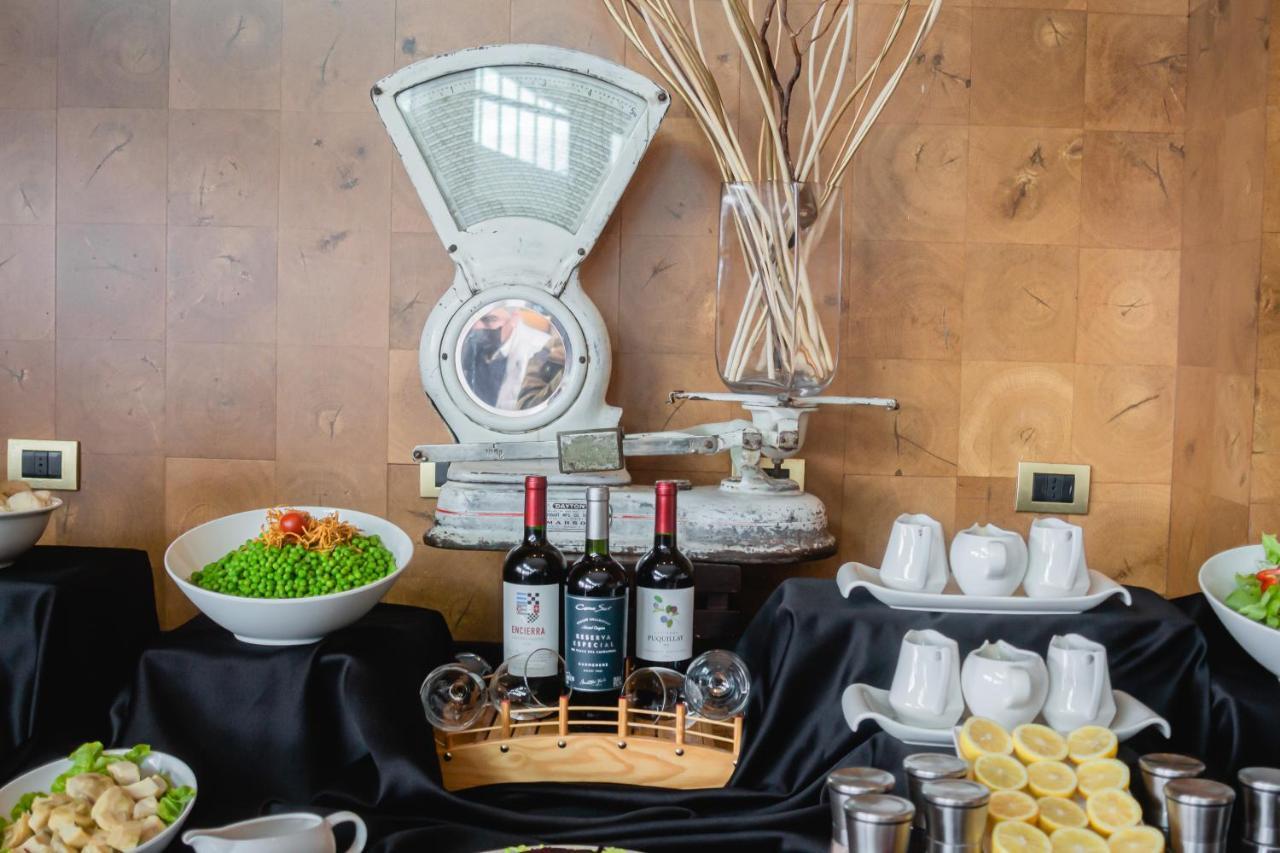 Sonesta Hotel Osorno Eksteriør bilde A chafing dish