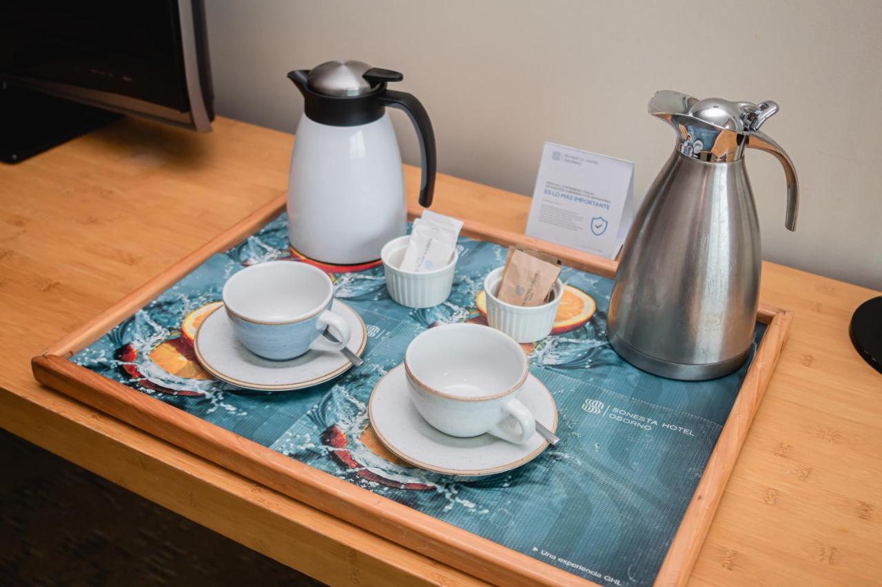 Sonesta Hotel Osorno Eksteriør bilde A tray with a thermos